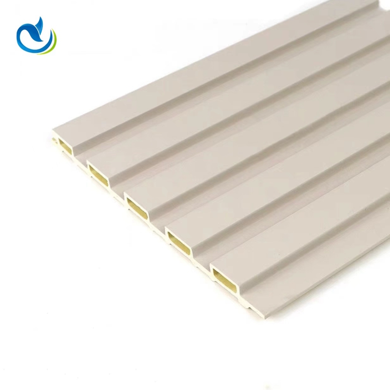 Compare las diferencias entre tableros de madera y plástico y tableros de PS